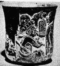 Гравированный сосуд. Чочола, Юкатан (600—900) [Ко, 1973, № 55] (частная коллекция в Нью-Йорке)