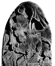 Стела 12 из Пьедрас-Неграс. Празднование К'инич-Йат-Аком II побед над Пакбулем в 792 и 794 годах, достигнутых при содействии Мо'-Чаака, царя Пе'тууна.