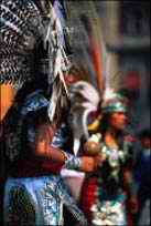 воины-ацтеки в современном исполнении