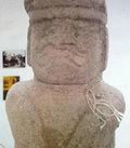 Ольмекская каменная фигура жреца, найденная в Сасакатле, шт.Морелос. Фото: AFP