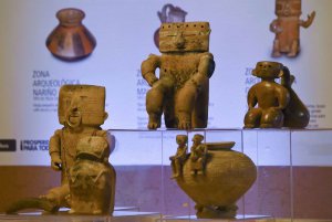 Испания вернула Колумбии изъятый у наркодельцов 691 древний артефакт