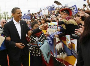 Б. Обама в индейской резервации Кроу Эдженси в Монтане. 19 мая 2008 г. Фото - Reuters