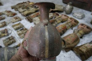 В Перу предотвращена распродажа 180 предметов старины. Фото - Andina