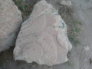 Рис. 2. Скульптурный фрагмент из Чалькацинго (фото: Арно Ф. Ламбер)