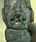 Ольмекский ритуальный топор с маской бога-ягуара. Нефрит
