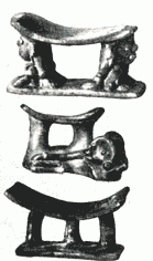 Фигурные скамеечки из Эквадора (Манаби), имеющие прототипы в азиатских древностях