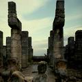 Змеевидные колонны Храма воинов. Чичен-Ица.