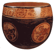 Полихромная чаша, на которой упоминается имя Ах-Восаль-Чан-К'инича. По всей вероятности, сосуд был расписан в конце VI века.
