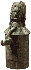 Жадеитовый мозаичный сосуд, найденный в «Погребении 196» Храма 73. Возможно на сосуде изображен Йик'ин-Чан-К'авииль, либо один из его сыновей в одеянии бога маиса