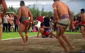 Возле Теотиуакана провели первый чемпионат по древней месоамериканской игре в мяч (видео)