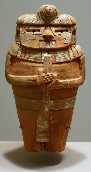 Фигурка человека с флейтой. Долин Хекетепек (Перу). Ранний горизонт (900-200 гг. до н.э.). Керамика. Музей искусств Далласа (США). Фото Daderot. www.wikimedia.org