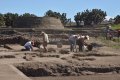 В Сультепек-Текоаке в цистерне для воды найдены скелеты и множество артефактов. Фото: Melitón Tapia/INAH